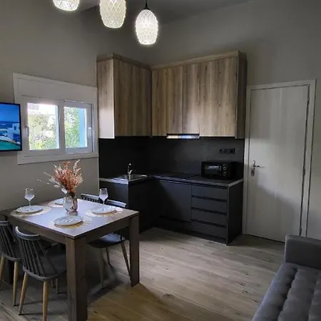 Larix Luxury 2 *