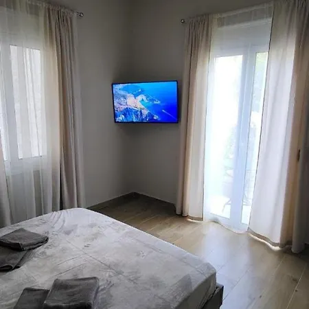 Larix Luxury 2 Apartment