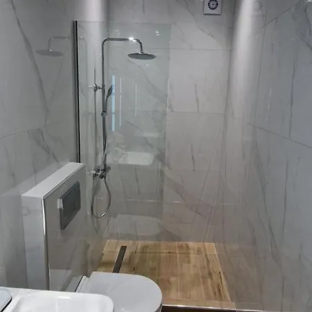Larix Luxury 2 Apartamento Loutráki