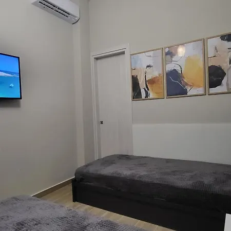 Larix Luxury 2