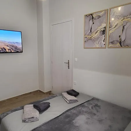 Larix Luxury 2 *